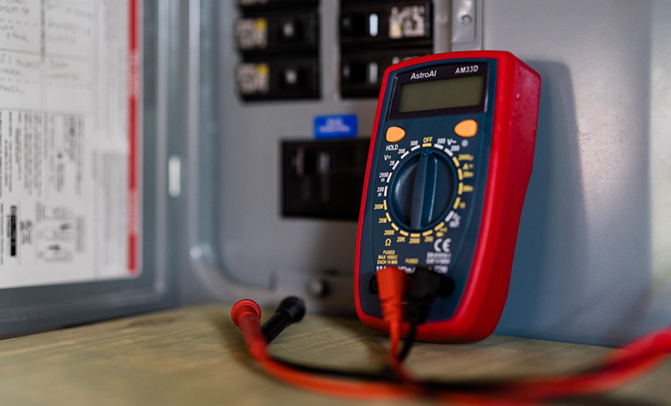 How to Test a Circuit Breaker with a Multimeter