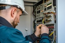 7 Common Electrical Problems and How Professionals Fix Them